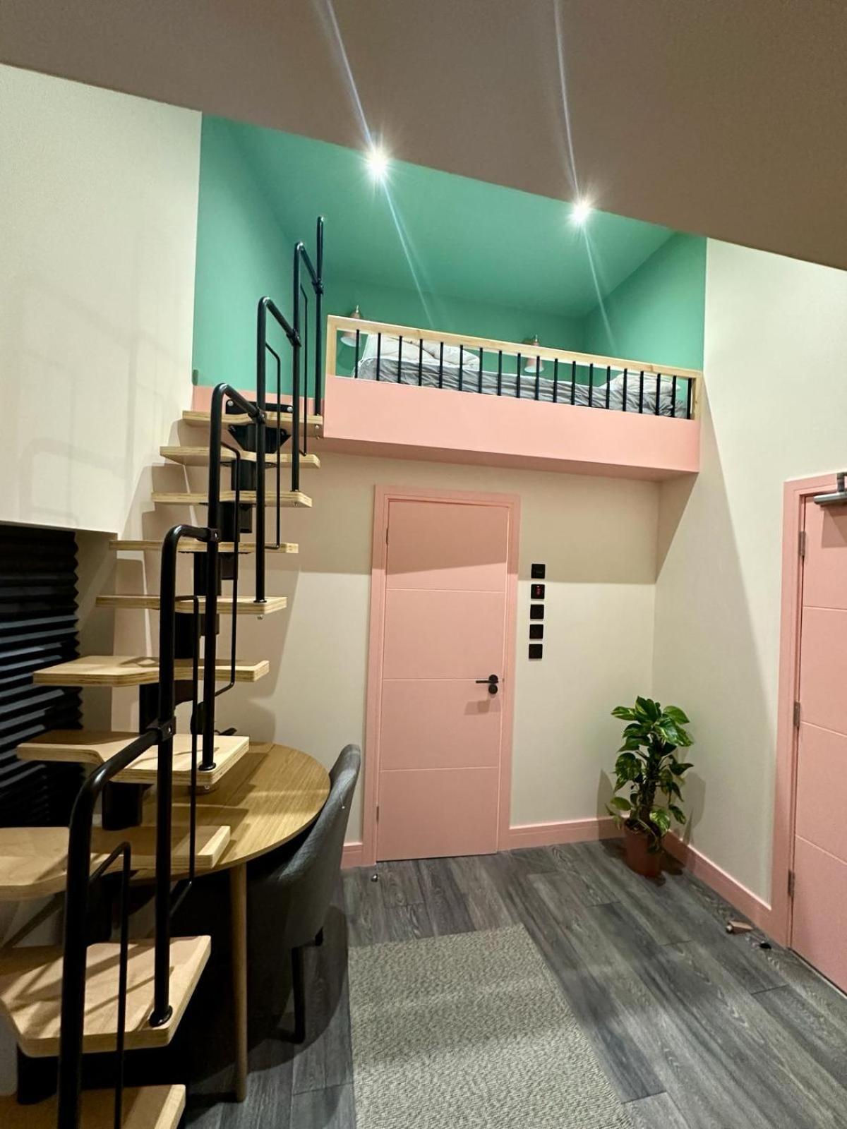 Cozy En-Suite Loft In Trendy Local Лондон Екстериор снимка