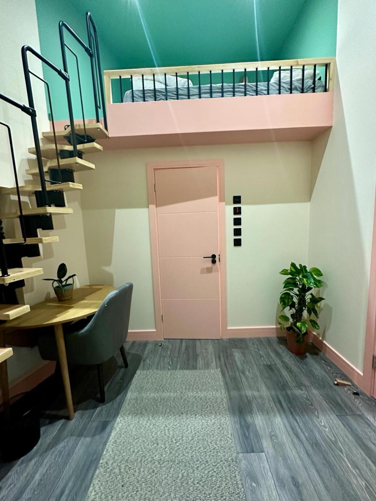 Cozy En-Suite Loft In Trendy Local Лондон Екстериор снимка
